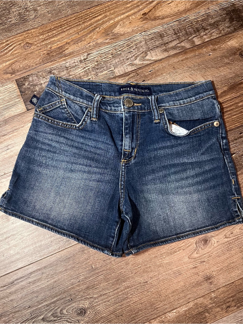 Rock & Republic Indigo Wash Denim Shorts